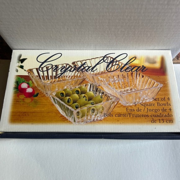 Crystal Clear Set of 4 Bowls 5” - Picture 1 of 3